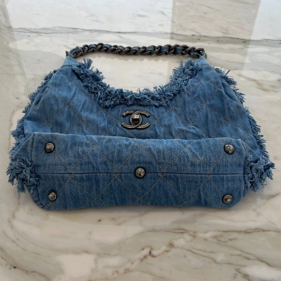 CHANEL DENIM FRINGE HOBO SHOULDER BAG - Picture 10 of 17